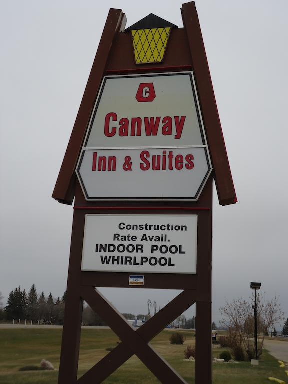 Canway Inn & Suites Dauphin エクステリア 写真